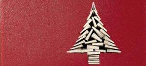 libri sotto albero Natale